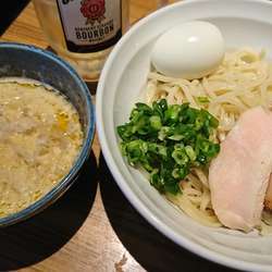 超濃厚つけそば(880円)