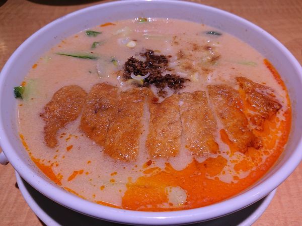 「排骨担々麺」@萬来軒の写真