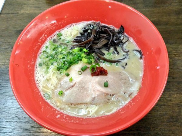 「期間限定 濃厚豚骨ラーメン」@横浜家系ラーメン チバリ家の写真