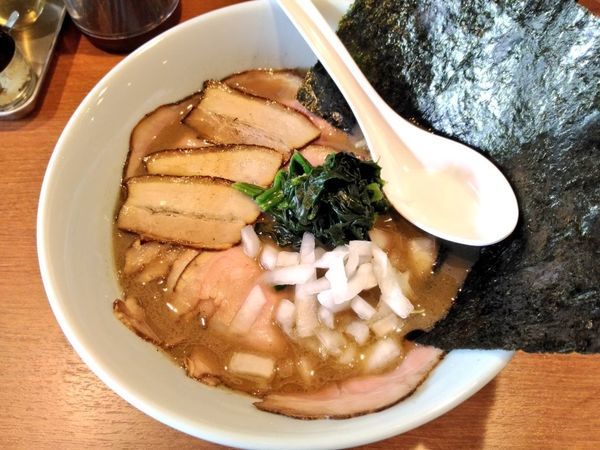 「コラボ限定 スモーク肉煮干しラーメン」@麺処 みな家の写真