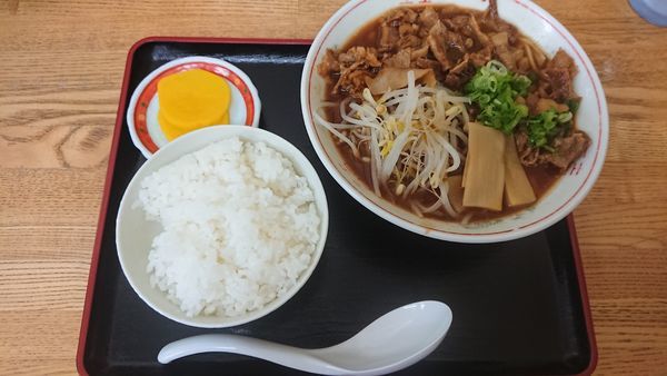 「肉入小 ライス小 750円」@中華そば 春陽軒の写真