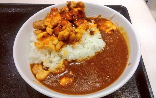 「スパイシーチキンカレー」@吉野家 イセザキモール店の写真