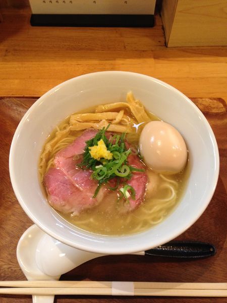 「柚子塩らぁ麺 豚チャーシュー 煮玉子」@入鹿（IRUCA）-Tokyo-の写真