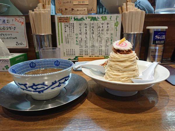 「夏季限定 つけそば中 700円＋山葵辛100円」@中華そば ひらこ屋 㐂ぼしの写真