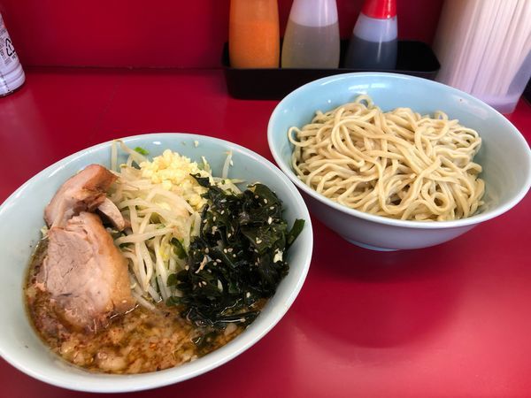 「小つけ麺（ニンニク、ネギ塩ワカメ）」@ラーメン二郎 中山駅前店の写真