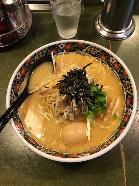 「ネギ味噌ラーメン+半熟玉子」@らーめん 華月の写真