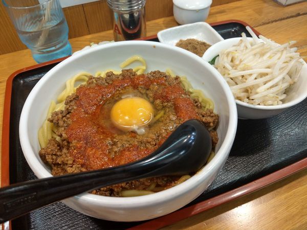 「辛まぜそば + 魚粉など」@味噌麺処 花道庵の写真