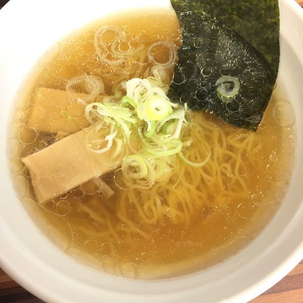「昔なつかしのらぁめん 半麺 チャー抜き 550円」@めん処 倖佳の写真