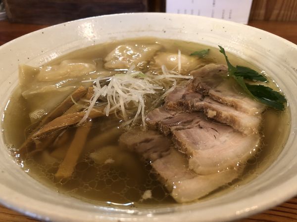 「特製塩ラーメン」@純手打ち 麺と未来の写真