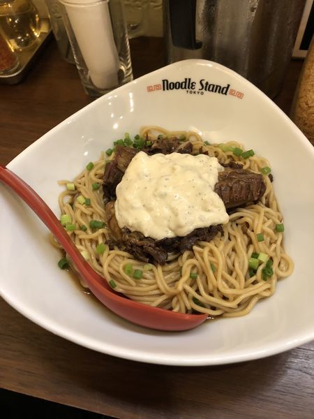 「牛煮込みまぜそば」@Noodle Stand Tokyoの写真