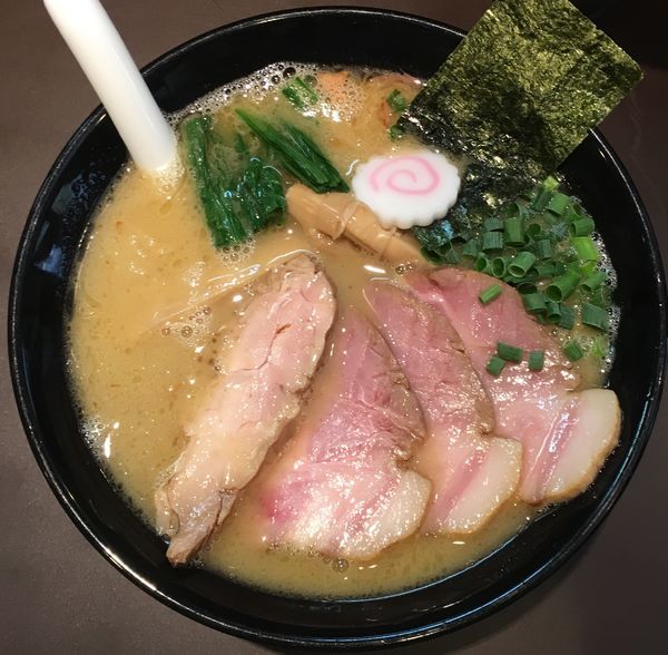 「焼豚白湯そば」@おおぜき中華そば店の写真