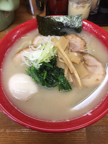 「チャーシュー麺 大盛り 味玉」@らーめん 赤坂屋の写真