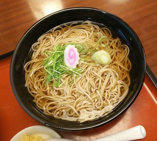「花そば358円大盛100円」@和風レストラン まるまつ 南陽店の写真