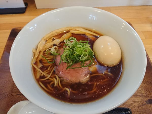 「醤油らぁ麺800円＋煮玉子100円」@入鹿（IRUCA）-Tokyo-の写真