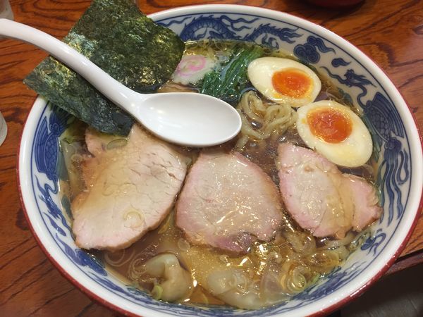 「ワンタン麺¥850+味玉(ラーパスサービス)」@白河手打中華 賀乃屋の写真