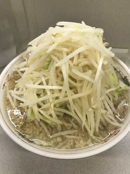 「普通盛、ヤサイ」@ラーメン 神田店の写真
