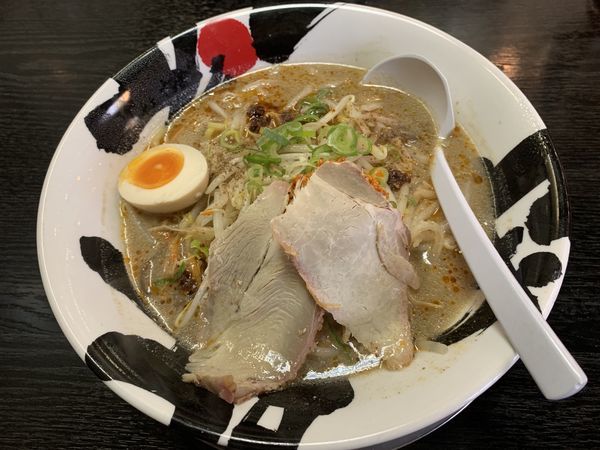 「担々麺」@担担麺頑固本舗 麺屋 紅胡麻 本荘店の写真