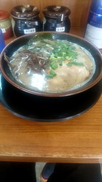 「ラーメン はりがね 替え玉」@博多長浜らーめん ぼたんの写真
