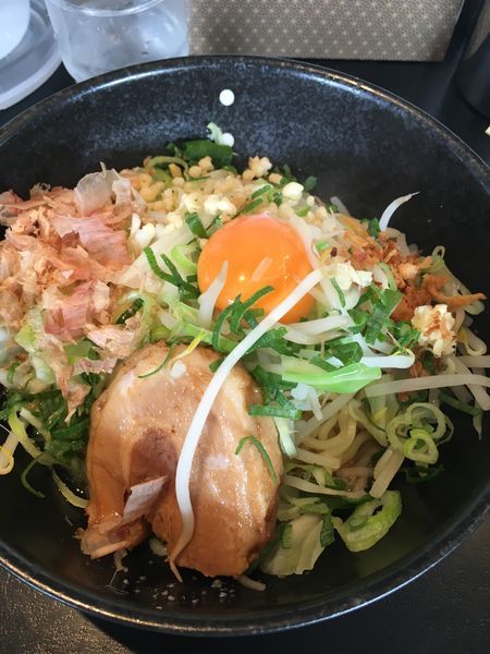 「混ぜそば」@BOMBA家 湘南台本店の写真