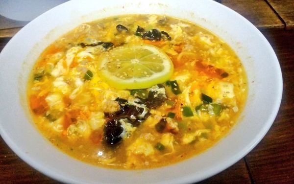 「レモン酸辣湯メン」@九州大分ラーメン 麺恋亭 中華街店の写真