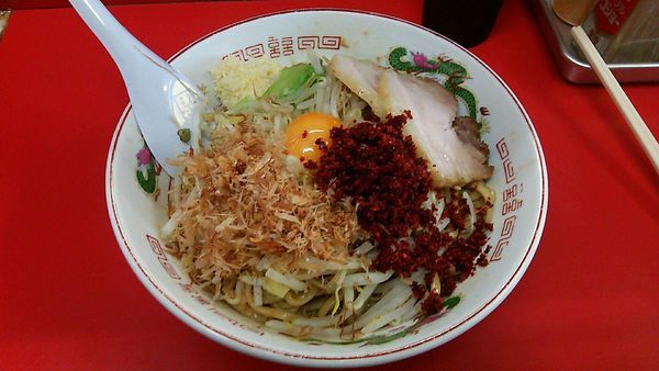 「まぜそば　自家製とうがらし」@赤ひげラーメンの写真