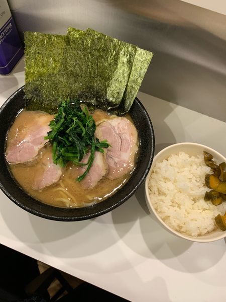 「チャーシューメン900円、ライス100円」@かわむら家の写真