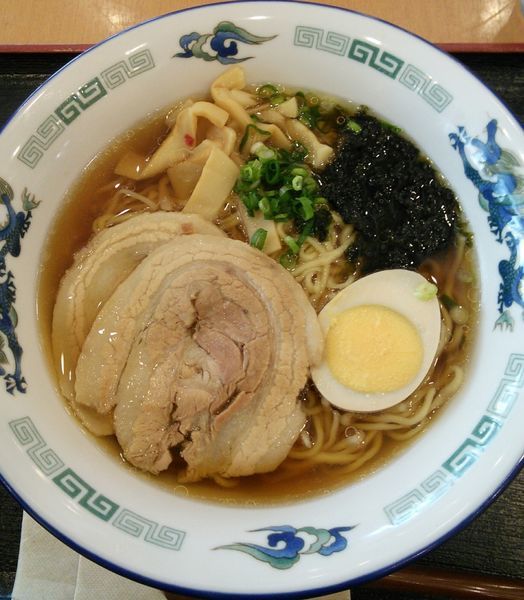 「極旨醤油ラーメン　１０５０円」@高坂SA・上り レストランの写真