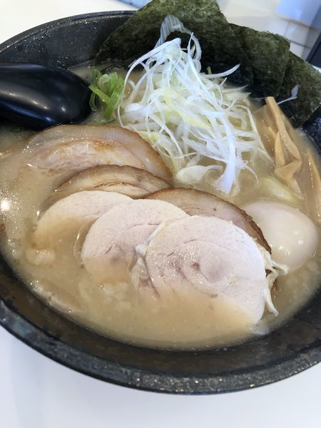 「こってり 豚骨醤油・トッピング 参」@麺匠 風流の写真