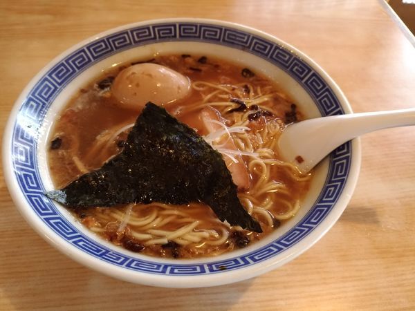 「中華そば（動物系）＋味玉」@中華そば おかめの写真