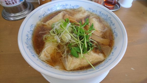 「俺のワンタン麺1000円」@MENYA 食い味の道有楽の写真