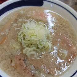 腹脂塩ラーメン