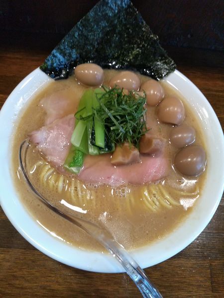 「鯛らぁ麺 (醤油) 650円 うずらの味玉5個100円」@Soupmenの写真
