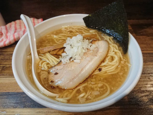 「背脂煮干ラーメン」@八王子 響の写真