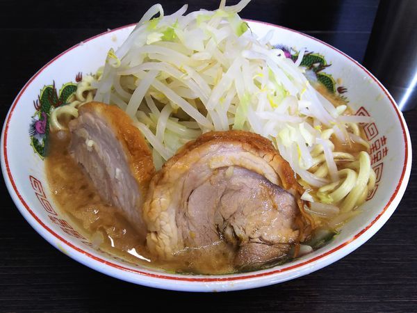 「小ラーメン 麺半分（ニンニク少なめ）￥750」@ラーメン二郎 川越店の写真