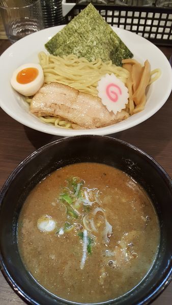 「濃厚魚介つけ麺」@豚骨ラーメン ぜろや 稲毛海岸店の写真