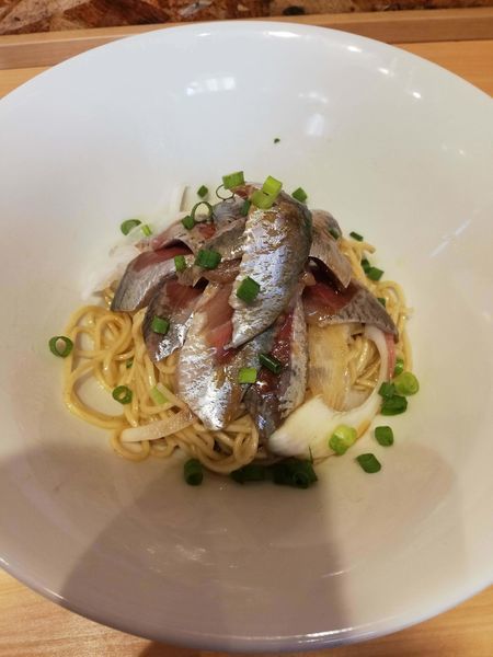 「いわしそば」@寿製麺 よしかわ 西台駅前店の写真