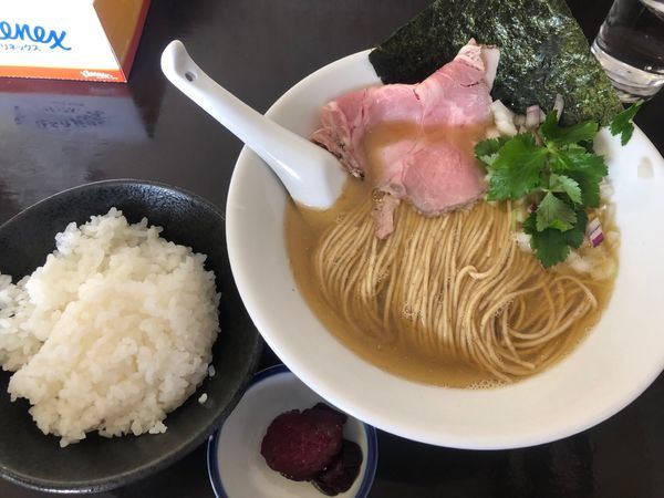 「煮干しそば 白＋半ライス」@と多゛食堂の写真
