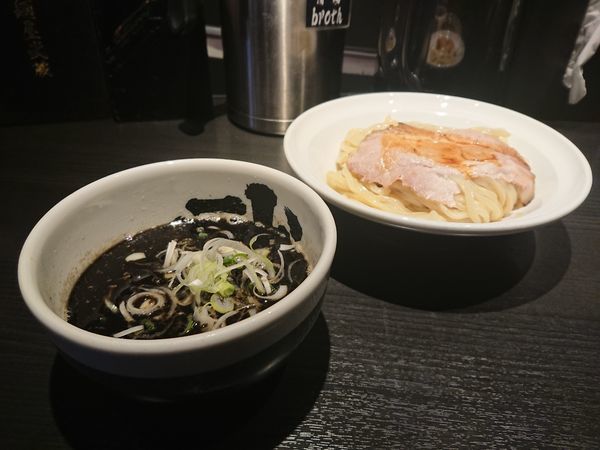 「黒つけ麺」@麺屋武蔵 武骨相傳の写真
