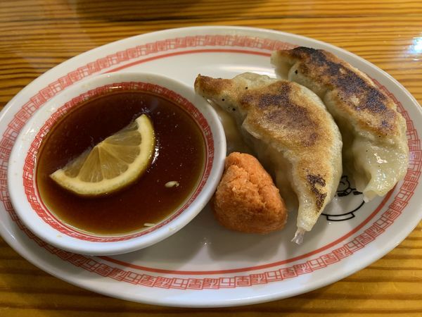 「餃子 白 2コ  210円」@五福星の写真