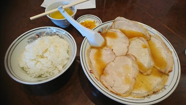 「チャーシュー麺 と ライス並」@中華そば 一力 本店の写真