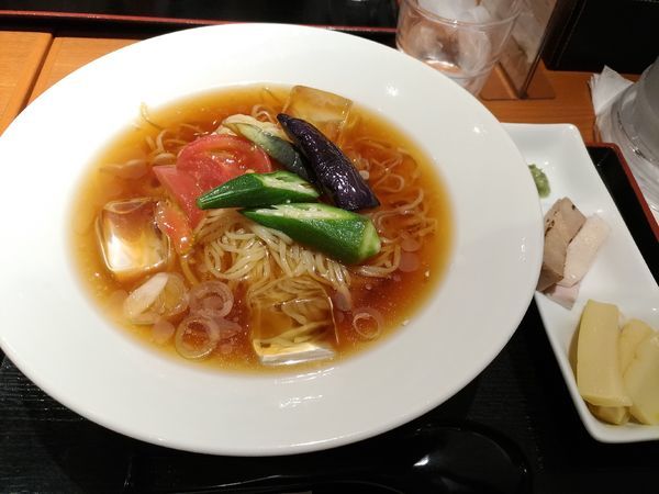 「冷しラーメン」@らぁ麺 鶏だし屋の写真