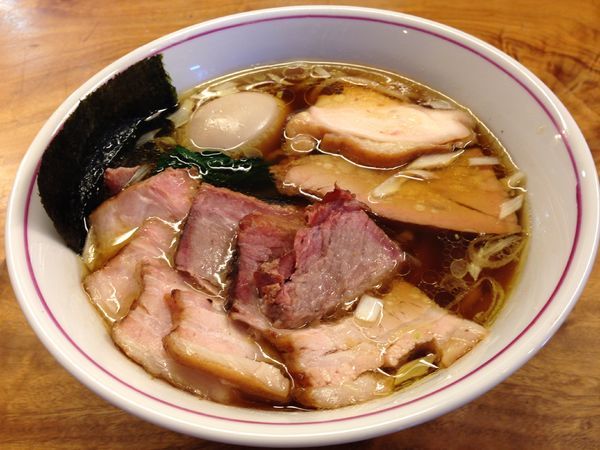 「特中華そば＋チャーシュー」@白河手打中華そば  一番いちばんの写真