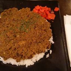 ドライカレーコーヒーセット 870円（だったかな）