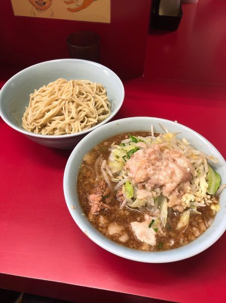 「ぶったまつけ麺小少なめ野菜油ニンニク少し」@ラーメン二郎 中山駅前店の写真
