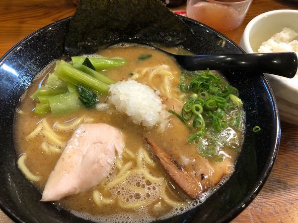 「鶏白湯らーめん 780円」@三代目麺処 「まるは」極 船橋店の写真