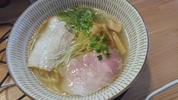 「淡麗塩らーめん 600円」@わ河馬の写真