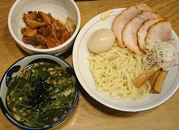 「【火曜限定】喜多方つけ麺（!?）￥800＋ヘタ肉￥50」@麺処 慶の写真