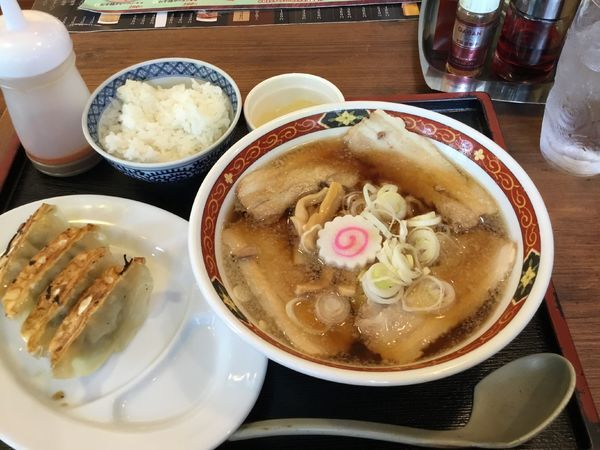「醤油ラーメン＋餃子セット」@大安食堂 卸町店の写真