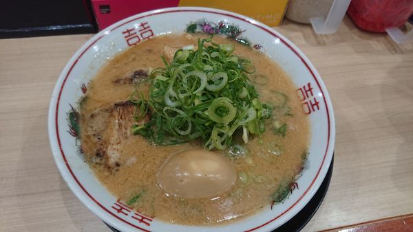 「コッテリ背脂中華そば 720円」@中華そば 花京 大正店の写真