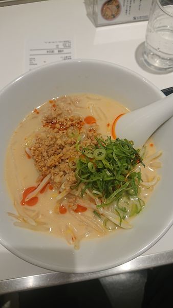 「豆乳担々麺」@どうとんぼり神座 アトレ恵比寿店の写真
